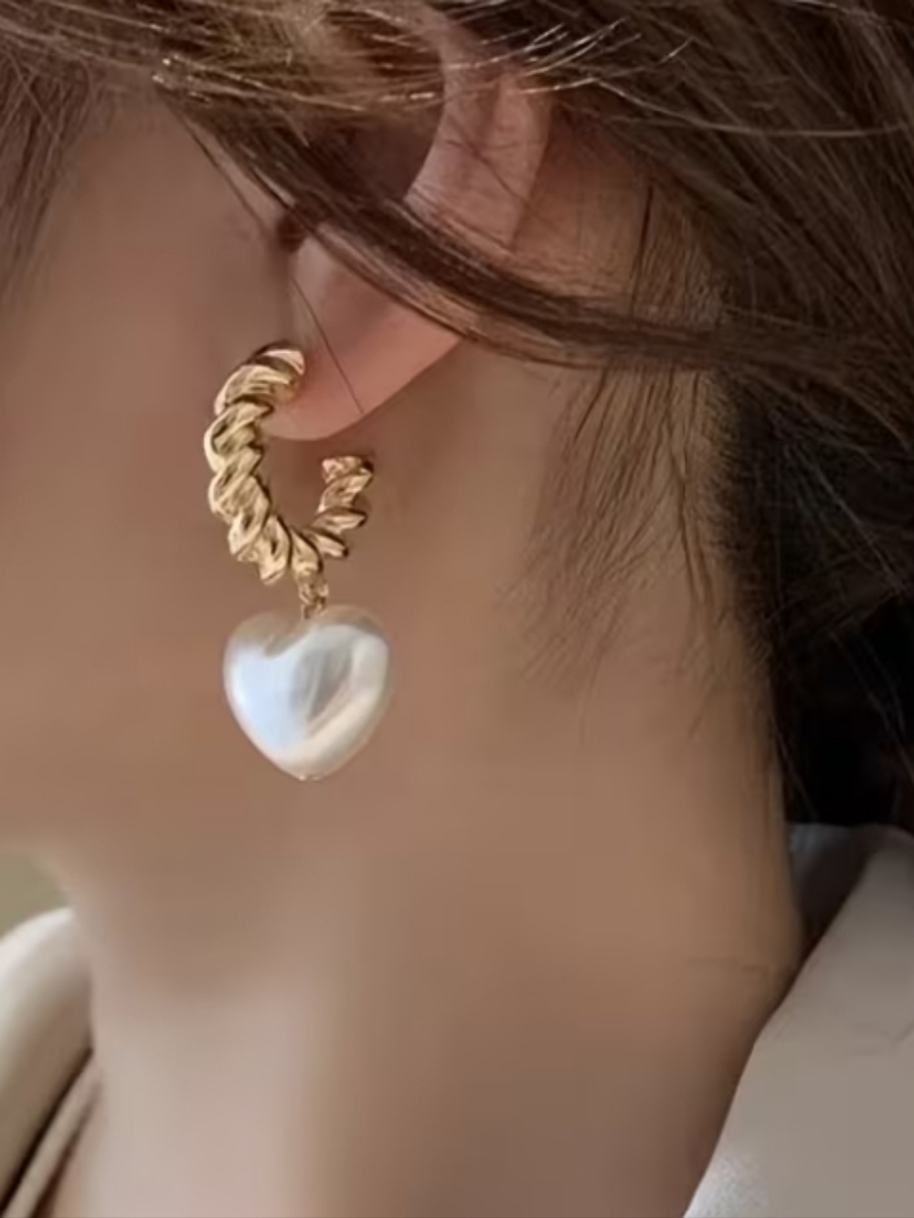 NEW! Classy & Elegant Gold Twist Open Hoop Earrings with White Heart Pearl Drop